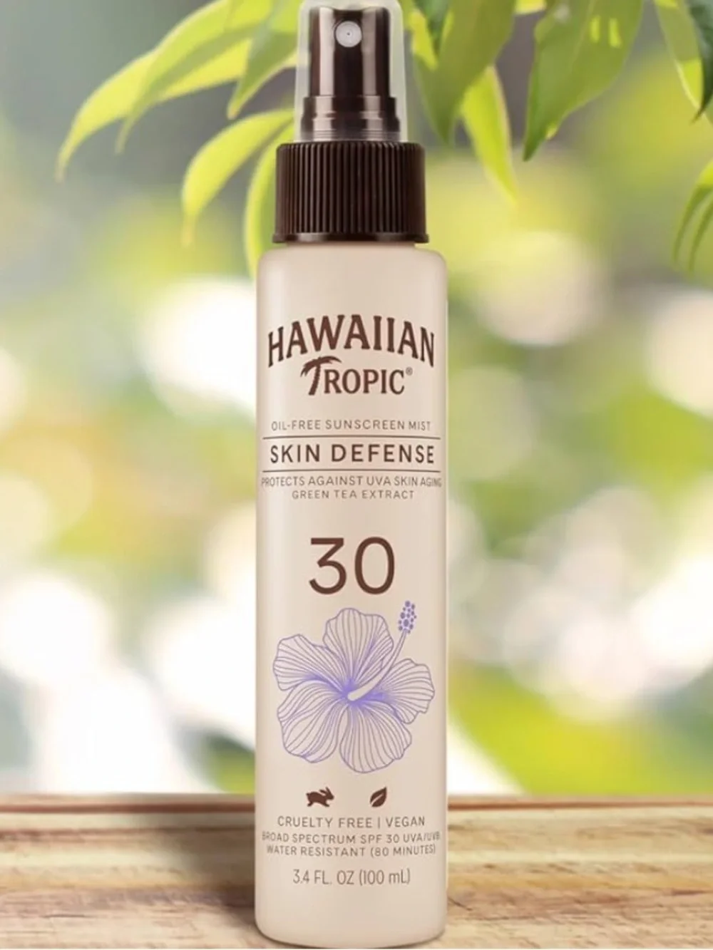 Hawaiian Tropic Skin Defense SPF 30 Sunscreen Mist.  Two 3.4 oz Bottles.  New.